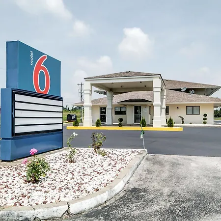Motel 6-Berea, Ky